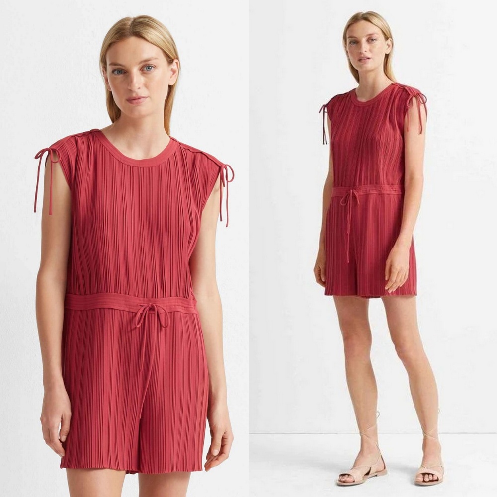 NWOT Club Monaco Pleated Viga Romper Jumpsuit  SZ-6